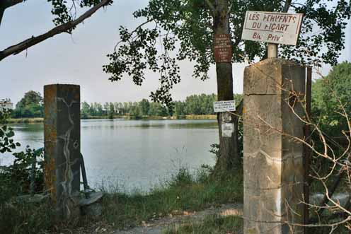 villenave d'ornon lac interdit aux promeneurs